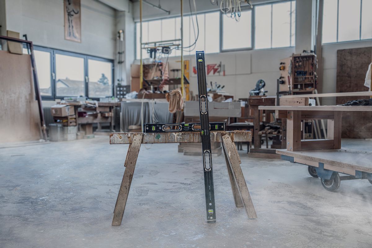 STABILA 196-2 spirit level: the special edition “Dark Shadow” arrives in a pro set