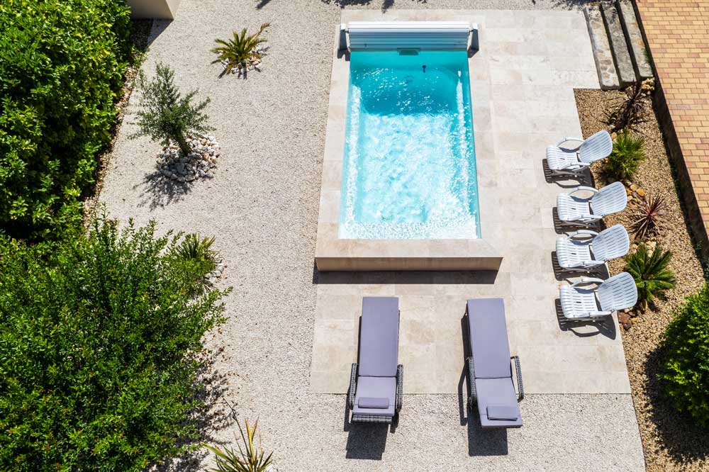The aperitif pool, the new outdoor luxury that is no longer measured in square meters