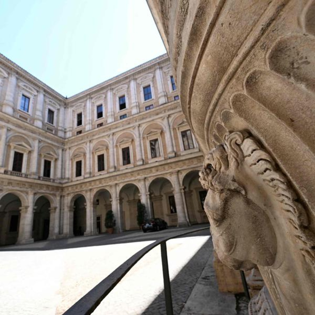 Palazzo Farnese: five years of construction… and a discovery by Michelangelo!