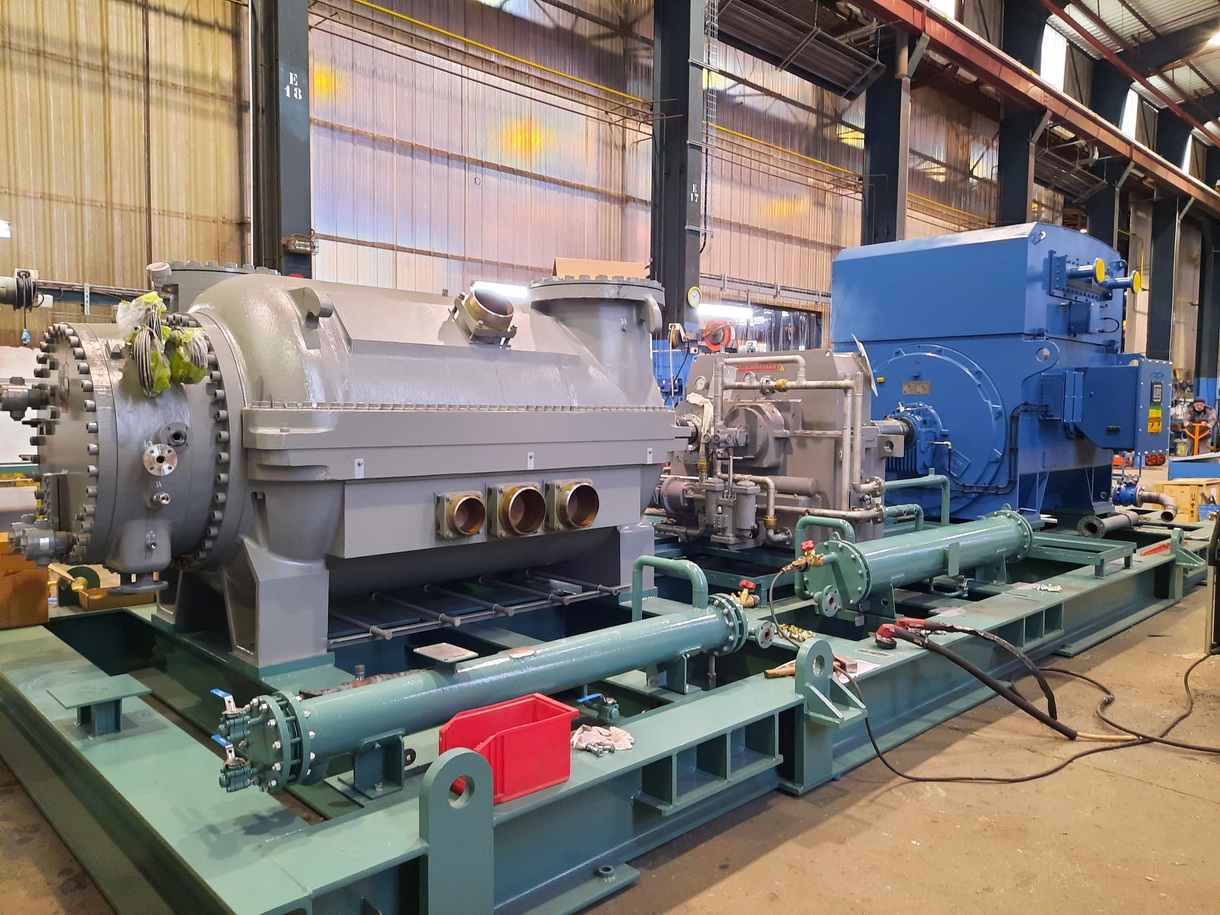 Heat pumps capable of producing a flow temperature above 130°C