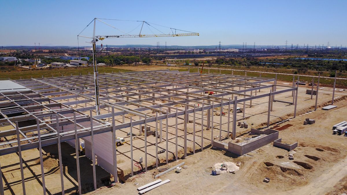 RE2020: Rector signs the first range of certified low-carbon concrete frames