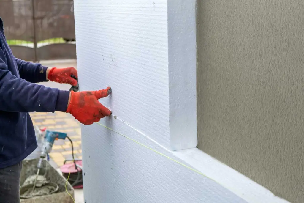 Thermal insulation restoration: how to repair and protect damaged ETICS coatings 2 Thermal insulation restoration: how to repair and protect damaged ETICS coatings Rebuild 02