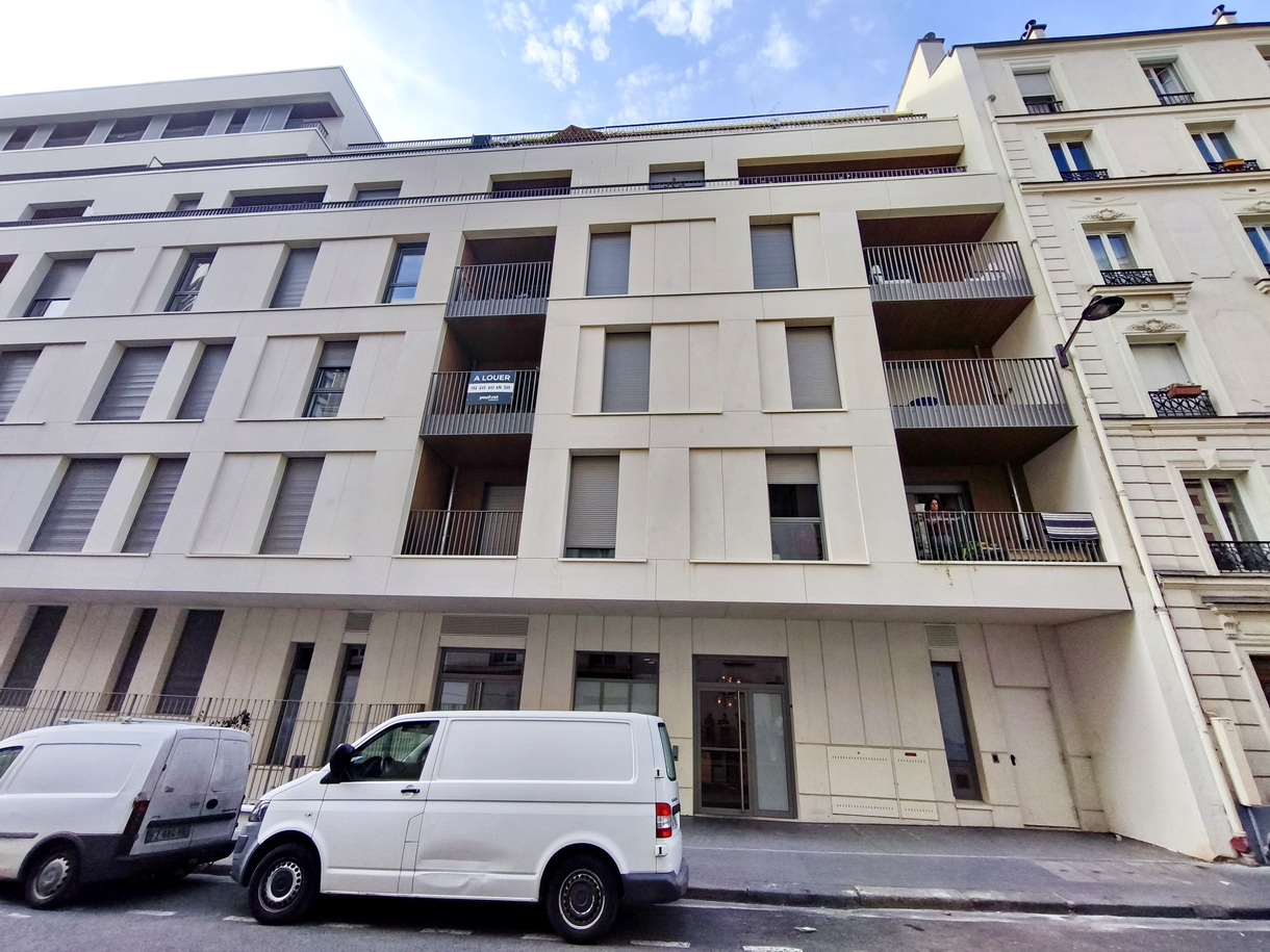 In Paris, Gecina transformed tertiary premises into 92 housing units