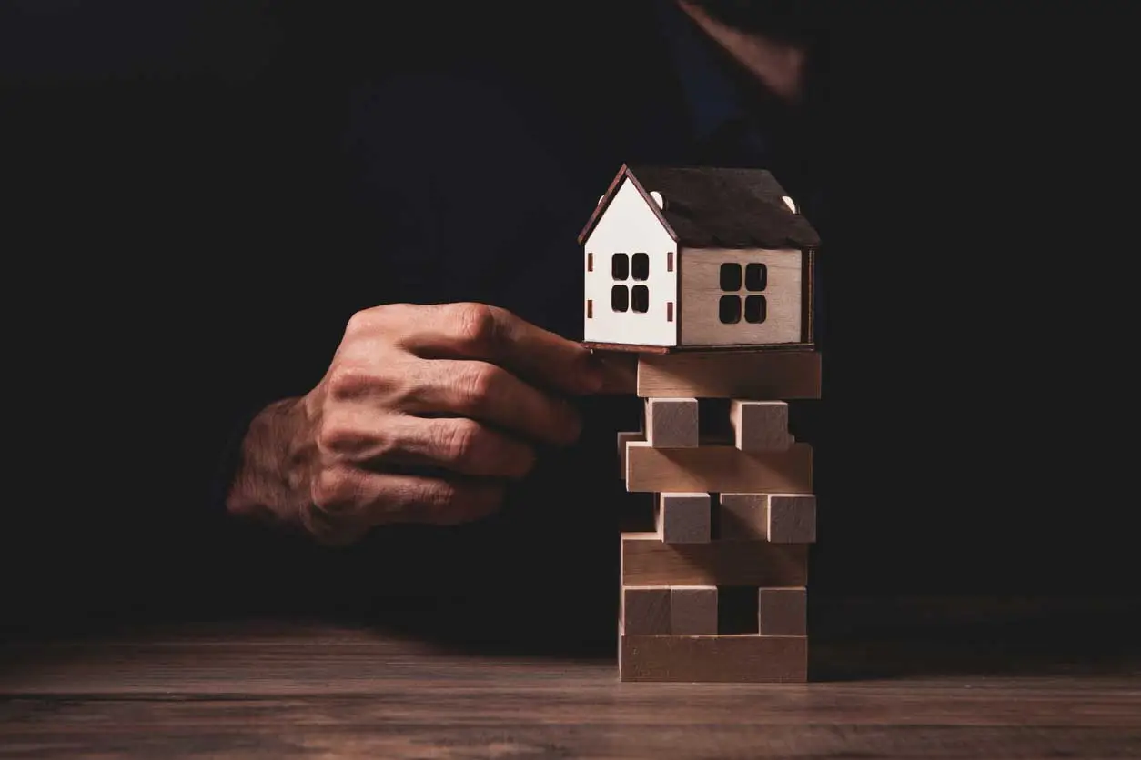 Legitimate state of properties: lights and shadows two years after Salva Casa