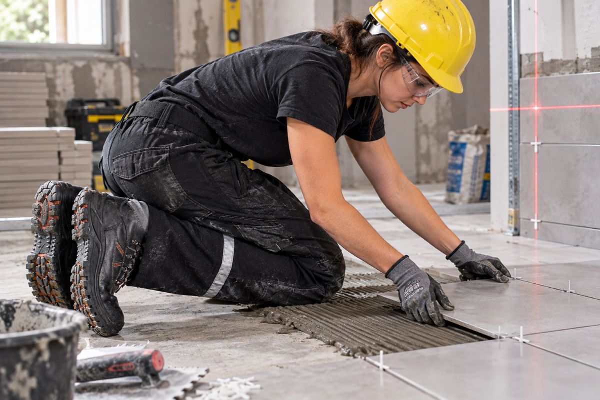 Shoes, helmets: European controls reveal flaws in PPE