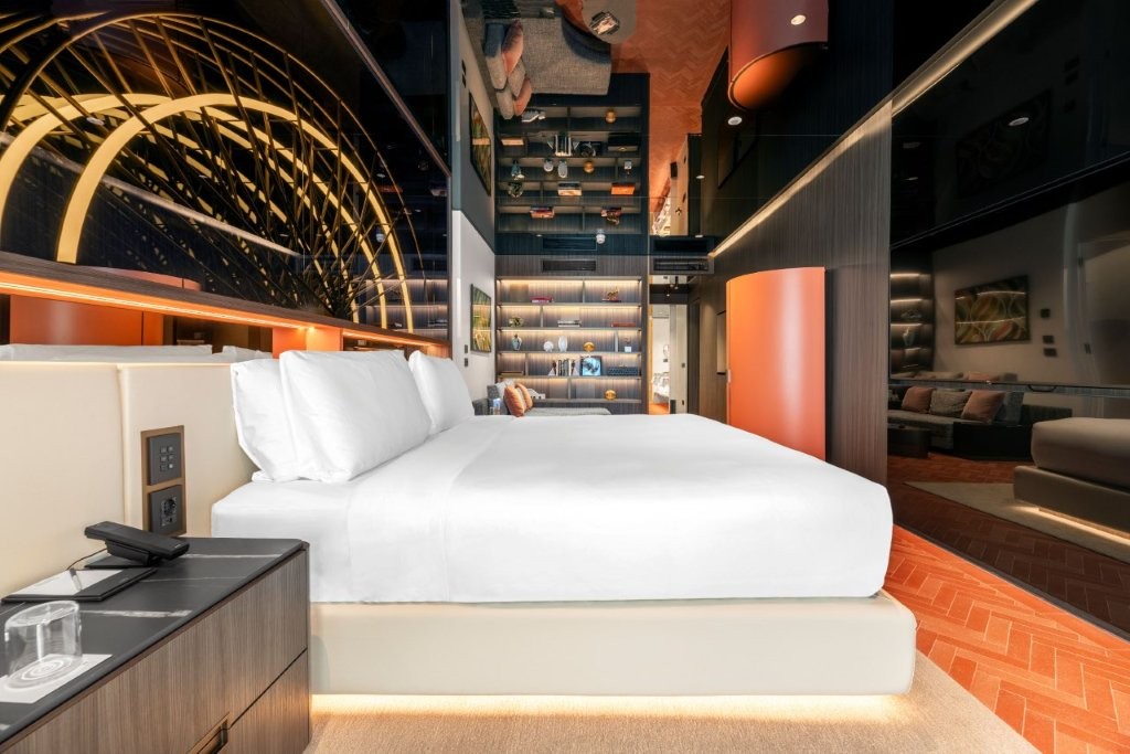 Urban regeneration, quality of spaces and innovation: Vimar's contribution to the W Florence Hotel Vimar W Florence Marriott Hotel 00047