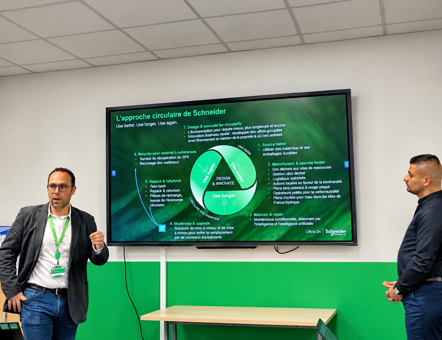 Schneider Electric acquires American software publisher PTC for $22.6 billion
