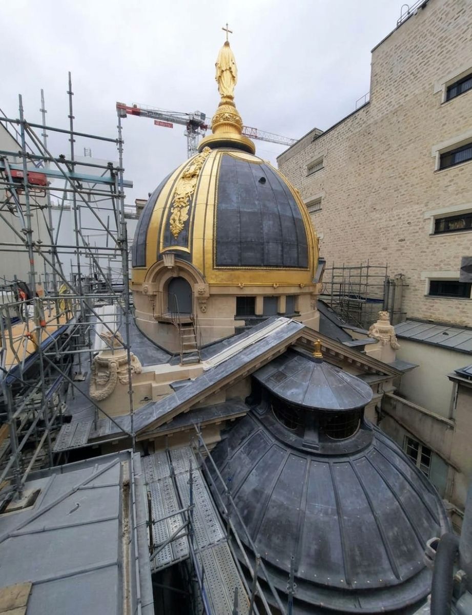 Paris hides a treasure of lead on its roofs: Vosges residents bring it back to life