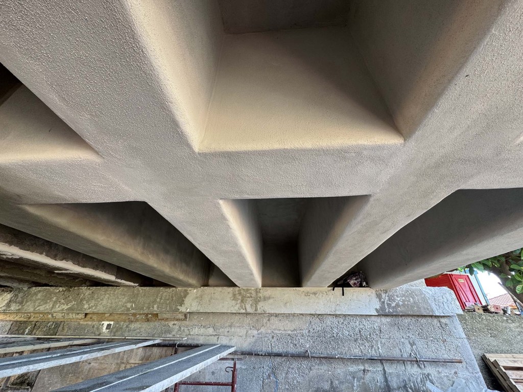 Consolidation of railway bridges with FRCM systems: the case of the Calabrian Tyrrhenian line 10 Cantiere Cavalcavia RFI Cosenza CS